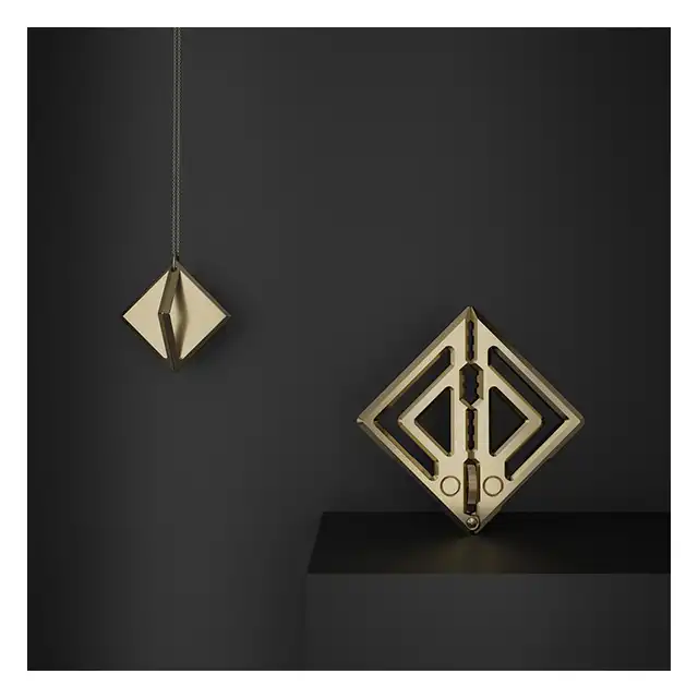 LOCKINK - Adjustable Nipple Clamps with Light Pendant Gold. Regulowane zaciski na sutki z zawieszką pięknie odbijającą światło