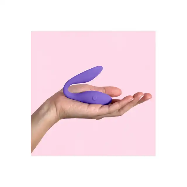 Wellness - Duo Purple. Wszechstronny wibrator dla par, intensywna stymulacja solo i w parze, elastyczny korpus i mocne wibracje