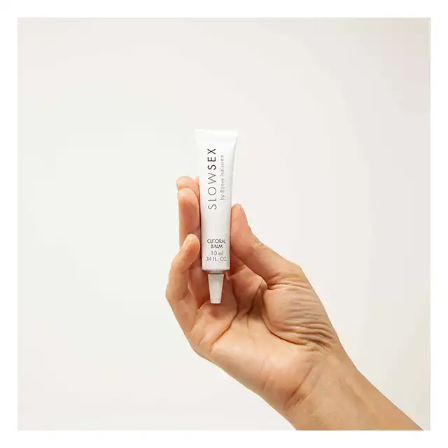 Bijoux Indiscrets - Slow Sex Clitoral Balm 10 ml. Rozgrzewający balsam do łechtaczki z żeń-szeniem  i arganiną. Doskonale poprawia ukrwienie i wzmacnia doznania