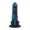 Mythical Mates - Dragonfly Dildo Purple &amp; Green. Dildo o krzywiźnie, spiczaście zakończonemu czubkowi, teksturowanemu trzonowi i solidnej przyssawce