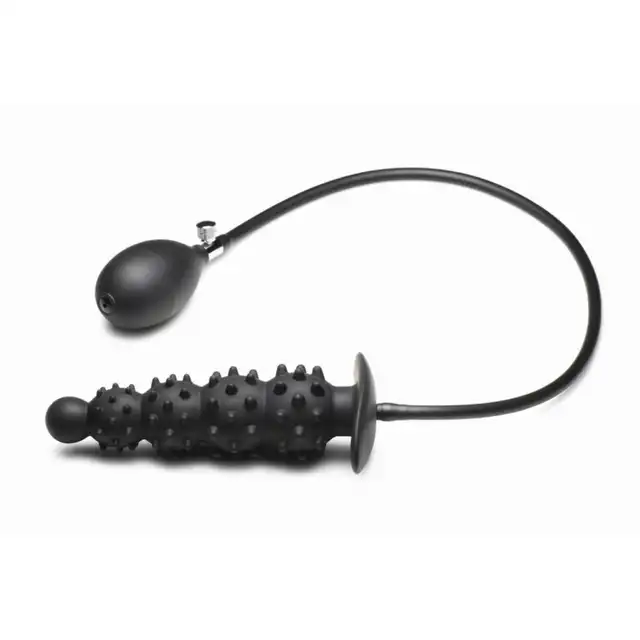 Master Series - Ass Puffer Ribbed Inflatable Anal Plug. Pompowany korek analny o intensywnie stymulującej powierzchni wypustkowej