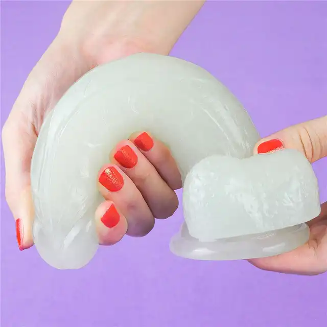LoveToy -  Dildo 7.5'' Lumino Play. Świecące w ciemności realistyczne dildo