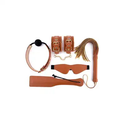Blaze - Elite Bdsm Set Cognac Vegan Leather. Luksusowy zestaw BDSM ze sztucznej skóry w ciepłym odcieniu koniaku