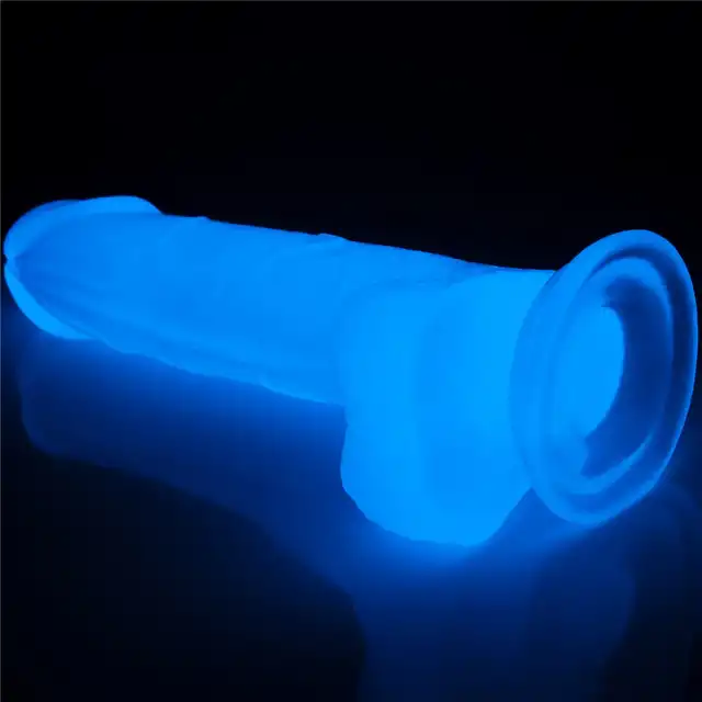 LoveToy -  Dildo 7.5'' Lumino Play. Świecące w ciemności realistyczne dildo