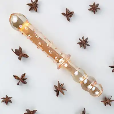 Nobü - Honey Dual Wand Orange. Podwójne dildo szklane o dwóch różnych końcówkach, zapewnia przyjemność nawet najbardziej wymagającym