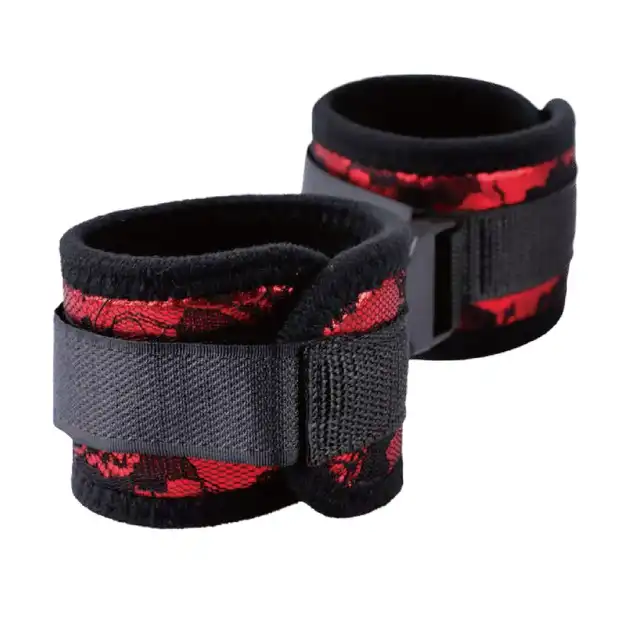 Erospace - Wild Play Handcuffs. Skórzane kajdanki na ręce, kontrola i dominacja w eleganckim stylu