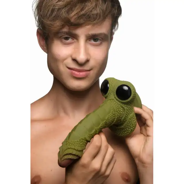Creature Cocks - Scaled Swamp Monster Dildo. Dildo w kształcie łuskowanego potwora z bagien, fantazyjny design i intensywna stymulacja