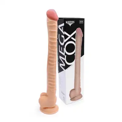 Kiotos - Mega Cox Flesh 05. Mega długie dildo o stymulującej powierzchni i mocnej przyssawce, realistyczne doznania na większą skalę