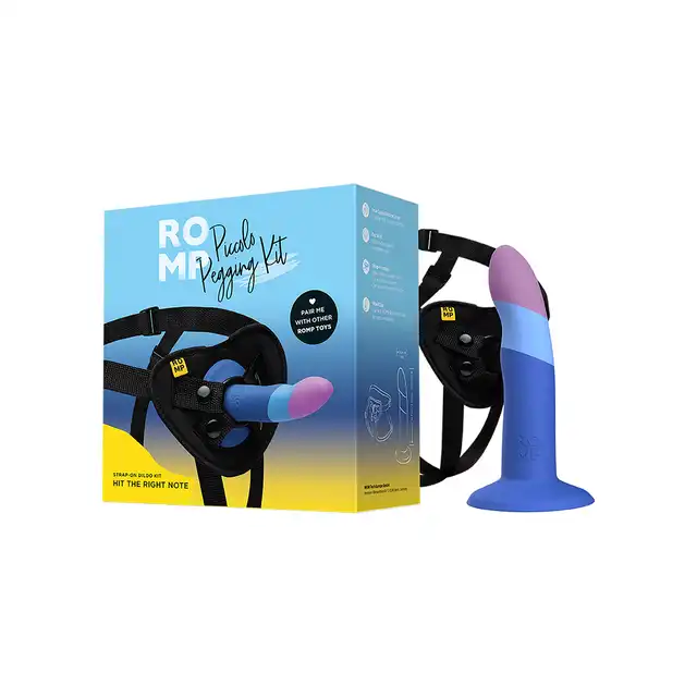 Romp - Piccolo Pegging Kit. Uprząż oraz 5-calowe dildo z przyssawką, idealne do intensywnej penetracji dla początkujących i zaawansowanych. 