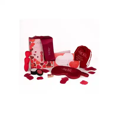 Amour - The Magic Of Love Wonderful Wand Kit. Zestaw erotyczny z magiczną różdżką, odkryj magię zewnętrznej stymulacji