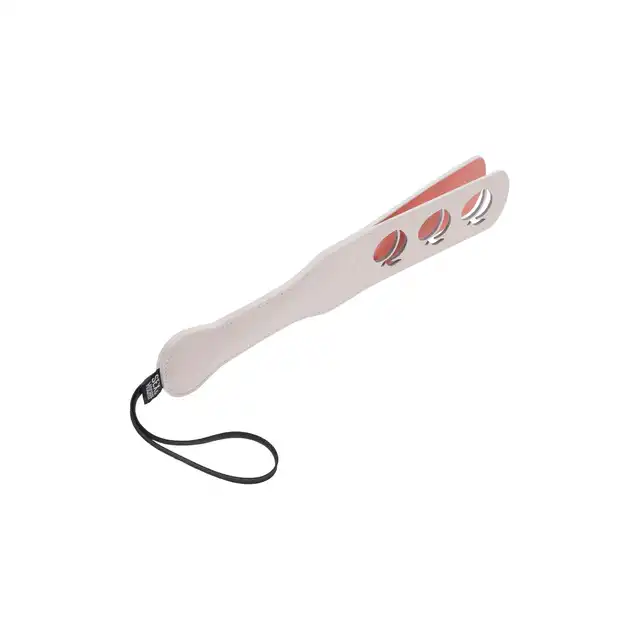 Sportsheets - Peaches `n CreaMe Paddle. Kremowa packa z wyciętą słodką brzoskwinką, uroczy gadżet BDSM