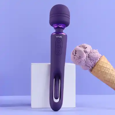 Vive - Kiku Double Ended Wand with Innovative G-Spot Flapping Stimulator Purple. Niezrównana wszechstronność i intensywna stymulacja dzięki podwójnemu końcowi