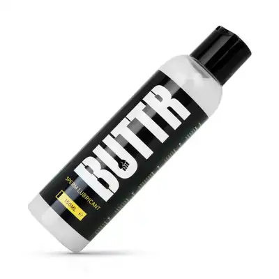 Buttr - Sperm White Lubricant - 150 ml. Wydajny lubrykant na bazie wody imitujący konsystencję i wygląd spermy. 