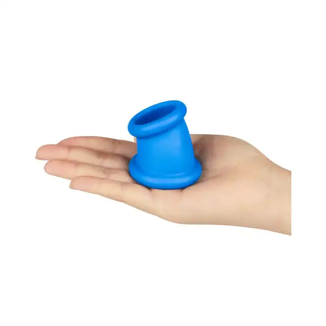 LoveToy - Pinnacle Pro Tapered Squeeze Stretcher. Elastyczna nakładka na penisa, innowacyjne dopasowanie i zwiększona wytrzymałość