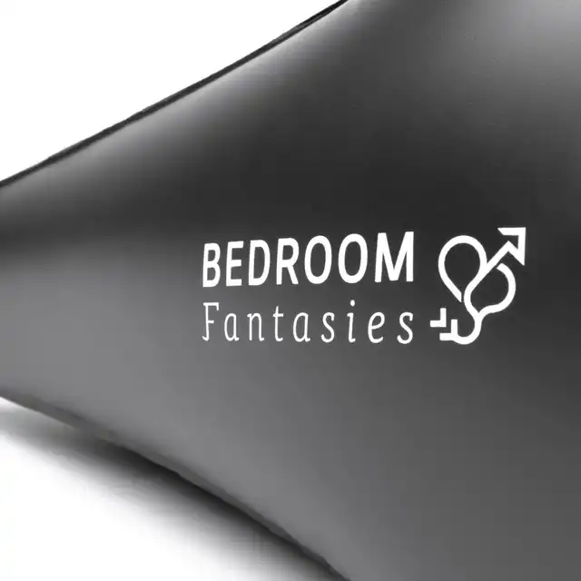 Bedroom Fantasies - The Droplet Inflatable Pillow Black. Nadmuchiwana poduszka BDSM, komfort i wszechstronność