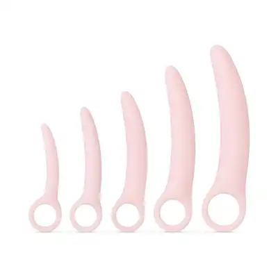 Teazers - Vaginal Dilator Set. Różowy zestaw 5 rozszerzaczy waginalnych, idealny dla osób pragnących poprawić elastyczność