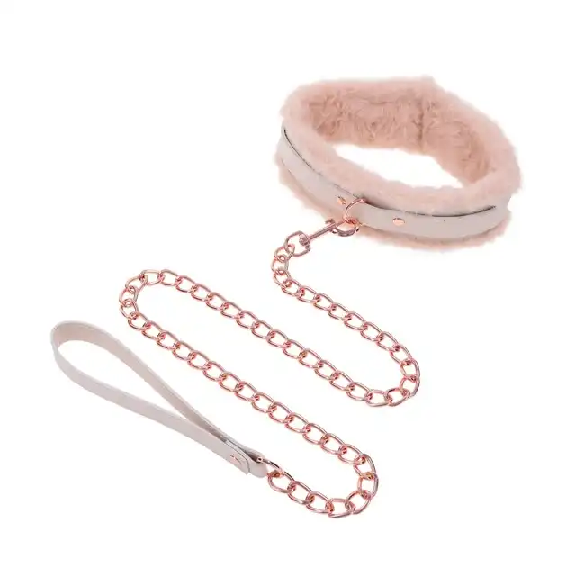 Sportsheets - S&amp;M Peaches ‘n CreaMe Fur Collar &amp; Leash Cream. Sprośna obroża ze smyczą o słodkim designie