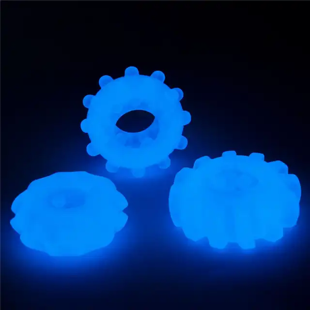 LoveToy - Lumino Play 3 Rings. Zestaw ringów do wzmocnienia erekcji, świecące pierścienie na penisa dla intensywnych doznań