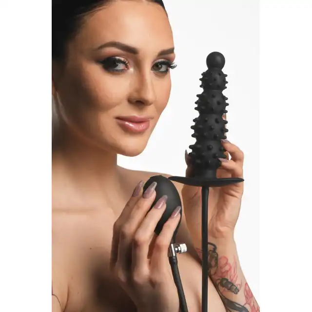 Master Series - Ass Puffer Ribbed Inflatable Anal Plug. Pompowany korek analny o intensywnie stymulującej powierzchni wypustkowej