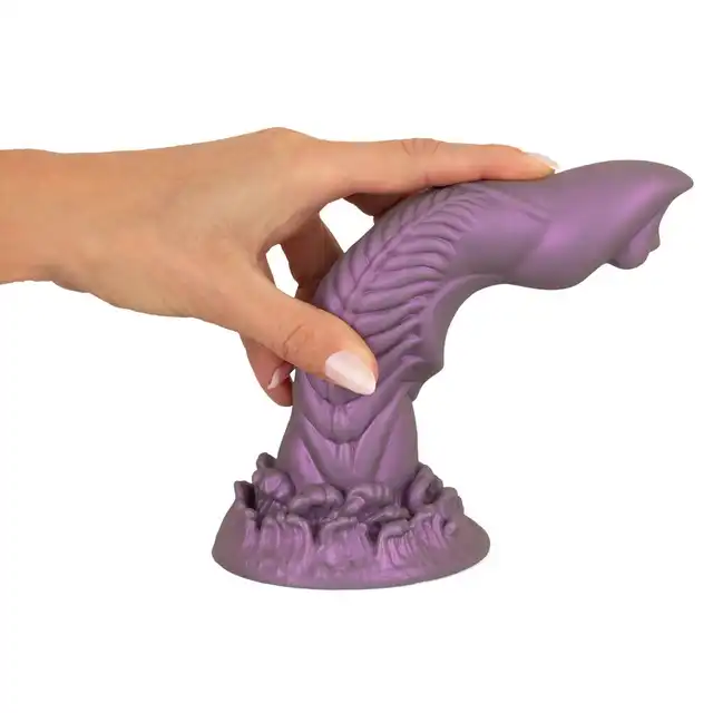 Beasty Cocks - Alien Phallus. Metaliczne wykończenie i fantazyjna struktura dla wyjątkowej stymulacji. 
