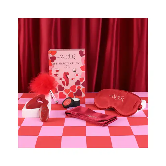 Amour - The Secrets Of Love Panty Play Kit. Erotyczny zestaw gadżetów z wibratorem do majtek, intymna przyjemność z romantycznym akcentem