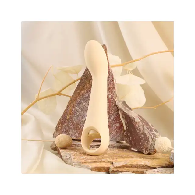 Nude - Ivy G-Spot Vibrator. Intensywnie stymulujący wibrator do punktu G, naturalna i bezpieczna przyjemność