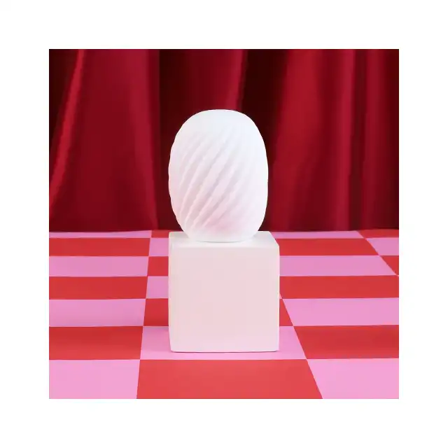 ToyJoy - Hero Mini Masturbator Spiral. Spiralny, ergonomiczny masturbator, który oferuje niezrównane doznania dzięki swojej strukturze