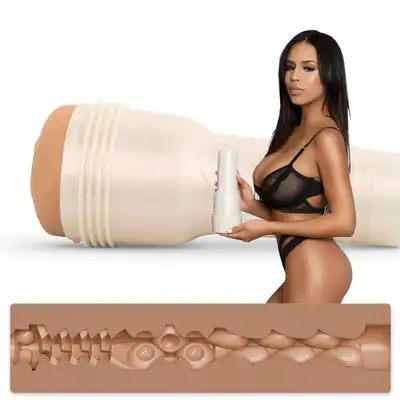 Fleshlight Girls - Autumn Falls Peaches. Przeżyj niezapomniane doznania z realistycznym masturbatorem, ciasny anus z strukturą stymulacyjną