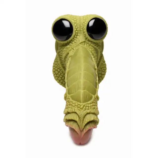 Creature Cocks - Scaled Swamp Monster Dildo. Dildo w kształcie łuskowanego potwora z bagien, fantazyjny design i intensywna stymulacja
