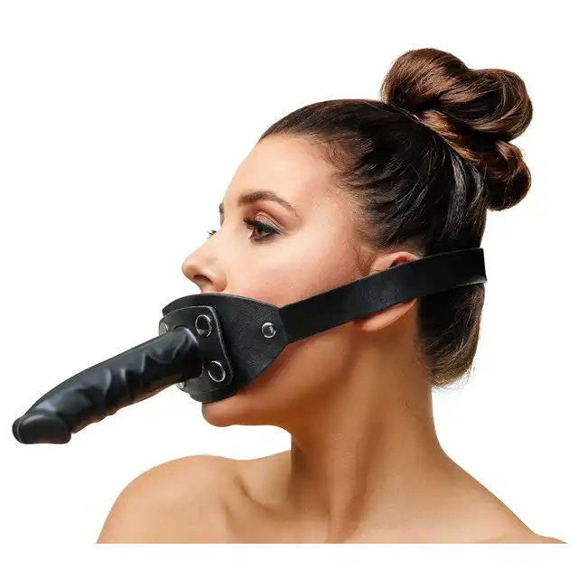 Zado - Leather Gag Penis. Skórzany knebel do ust z długim dildo, wyjątkowy produkt z nowym rodzajem stymulacji