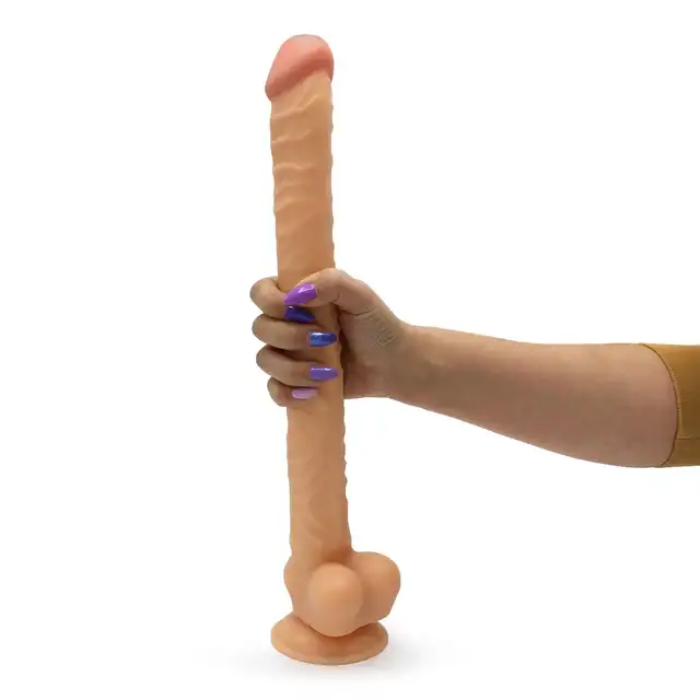 Kiotos - Mega Cox Flesh 05. Mega długie dildo o stymulującej powierzchni i mocnej przyssawce, realistyczne doznania na większą skalę