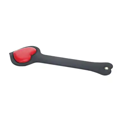 Ouch! - Milan Collection Paddle. Elegancka packa z czerwonym sercem, konstrukcja dla intensywnych doznań