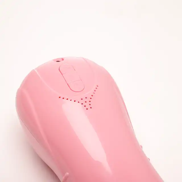 Velvet Touch - Masturbator z Wibracją Wagina. Realistyczny masturbtor z cyberskóry z 7 trybami wibracji, funkcją interaktywną i magnetycznym uderzeniem.