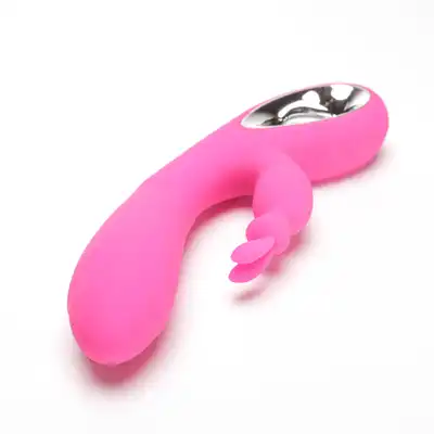 Velvet Touch – Wibrator Silikonowy Typ Króliczek. Stylowy różowy wibrator z 36 trybami wibracji, zaprojektowany dla elegancji, komfortu i intensywnej przyjemności.