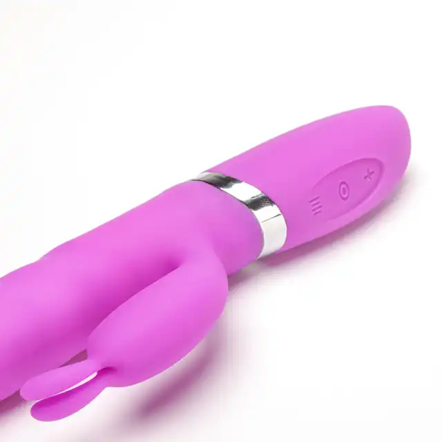 Velvet Touch – Wibrator Silikonowy Typ Króliczek. Stylowy fioletowy wibrator z 36 trybami wibracji, zaprojektowany dla elegancji, komfortu i intensywnej przyjemności.