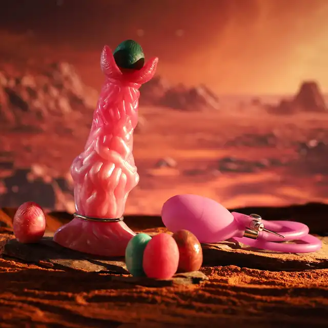 Kiotos Monstar - Cox AlienspawnCock. Unikalne, teksturowane dildo w intensywnych odcieniach różu i fioletu zapewniające kosmiczne doznania