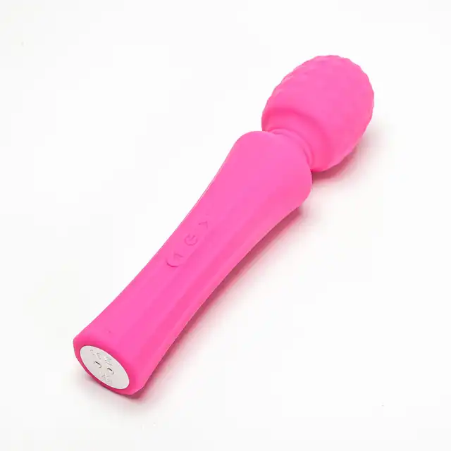 Velvet Touch – Masażer Magiczna Różdżka Ładowany USB Różowy. Kompaktowa moc i elegancki design dla intensywnej stymulacji i relaksu