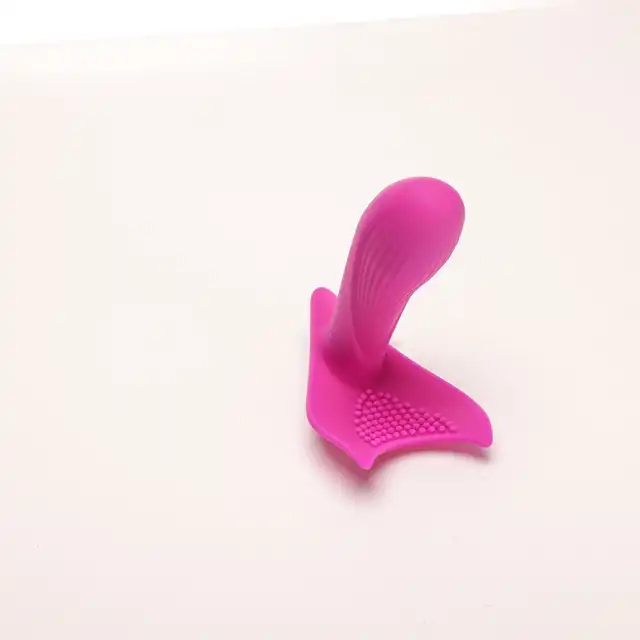 Velvet Touch – Stymulator Łechtaczki Sterowany Bezprzewodowo. Nowoczesny gadżet z funkcją podgrzewania i sterowaniem głosowym dla wyjątkowo zmysłowych doznań.