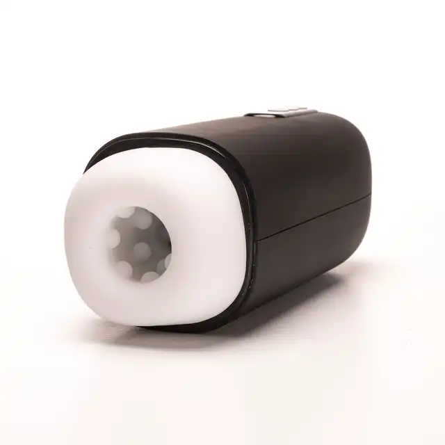 Velvet Touch – Masturbator z Wibracją i Ssaniem Cyberskóra Ładowany USB Czarny. Realistyczne doznania dzięki zaawansowanej technologii wibracji i ssania