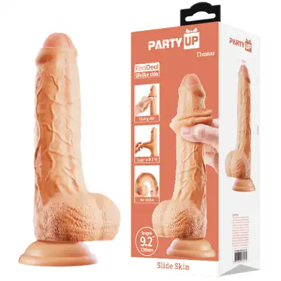 Party Up - Thomas. Potężne realistyczne dildo z rdzeniem kręgowym, ruchomą skórą i przyssawką dla maksymalnych doznań.