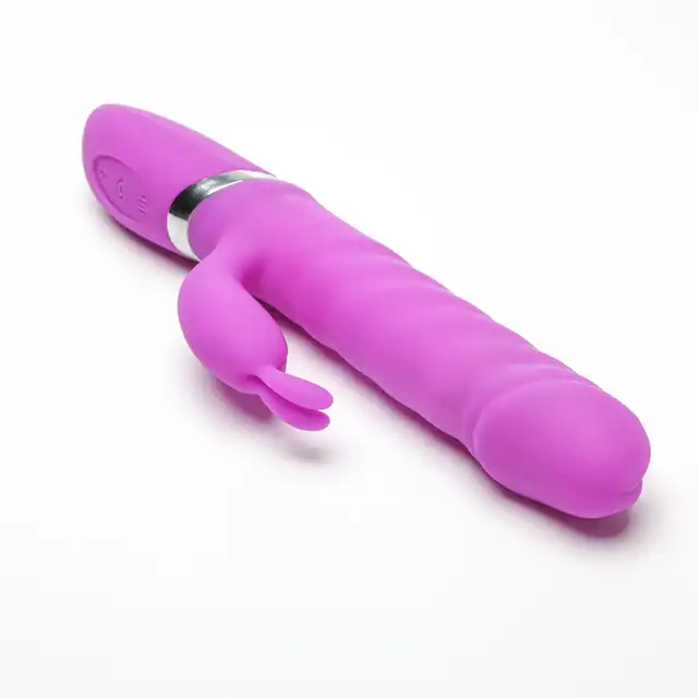 Velvet Touch – Wibrator Silikonowy Typ Króliczek. Stylowy fioletowy wibrator z 36 trybami wibracji, zaprojektowany dla elegancji, komfortu i intensywnej przyjemności.