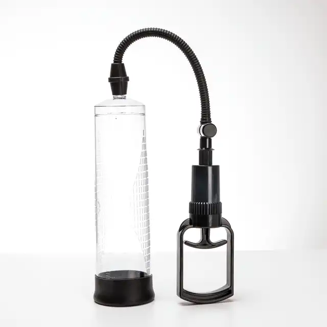 Simple Pleasure - Duża mocna pompka próżniowa do powiększania penisa z tłokiem 22cm. Bestseller!