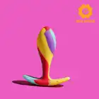 Girls Toys - Korek Eivissa. Rainbow Comfort Plug M. 9 cm. Tęczowy silikonowy plug z wygodną podstawą