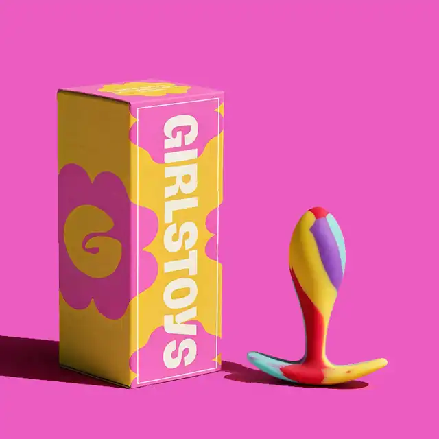 Girls Toys - Korek Eivissa. Rainbow Comfort Plug M. 9 cm. Tęczowy silikonowy plug z wygodną podstawą