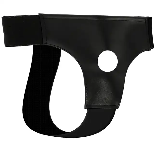 Darkness - Hole strap. Uniwersalny harness z otworem, klasyczny czarny z ekoskóry.