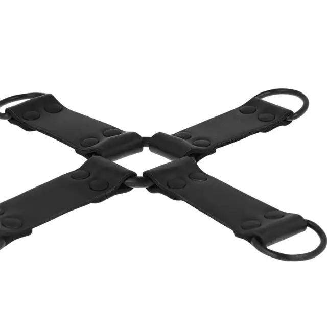 Intense - Fetish Hog Tie. Czarne akcesorium z ekoskóry, ogranicza ruchy idealne połączenie z kajdankami. 