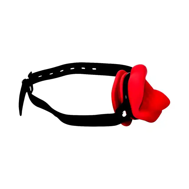 Kiotos BDSM - Vibrating Mouth Gag Silicone Lips &amp; Tongue - Wibrujący knebel w kształcie ust z językiem i wypustkami. 10 funkcji wibracji i silikon wysokiej jakości!