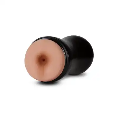 Blush Coverboy - Bad Boy Next Door Butt Stroker - kompaktowy masturbator niegrzeczny chłopak z funkcją samonawilżania i regulacją podciśnienia.