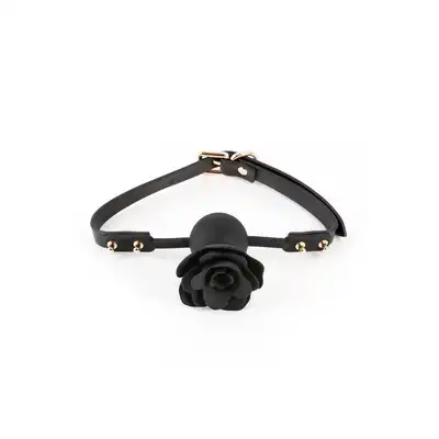 NS Novelties Fetish Fashion - Kristine. Czarny gag z różą, śliczny knebel z kwiatowym wzorem. 