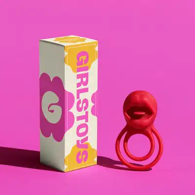 Girls Toys -Ring Maleme.  Red Kiss Vibrating Ring. Czerwony silikonowy wibrujący ring symulujący seks oralny